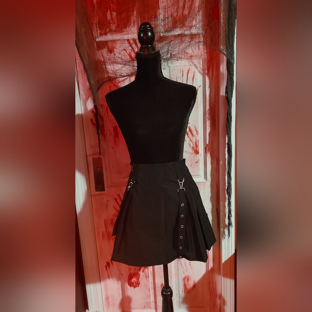 Tactical Skirt - Picture 2 of 3